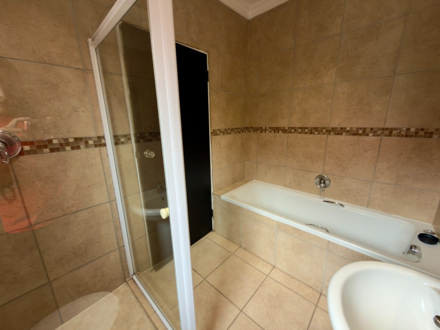 3 Bedroom Property for Sale in Melodie North West